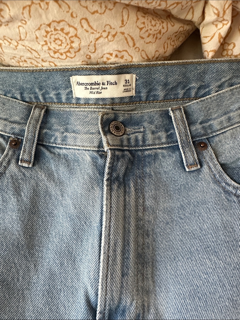 Abercrombie Barrel Jean Mid Rise - Picture 4 of 4